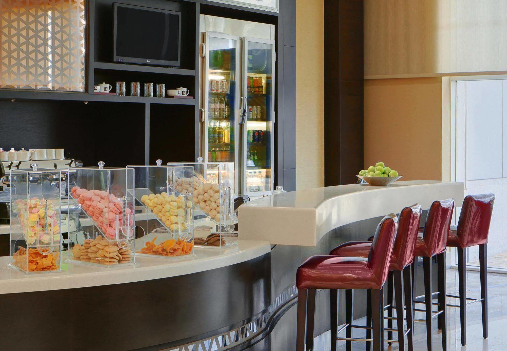 Courtyard By Marriott Jazan Hotel Екстериор снимка